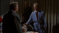 Thumbnail image 217 from the Millennium episode Jose Chung's 'Doomsday Defense'.