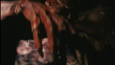Thumbnail image 88 from the Millennium episode Siren.
